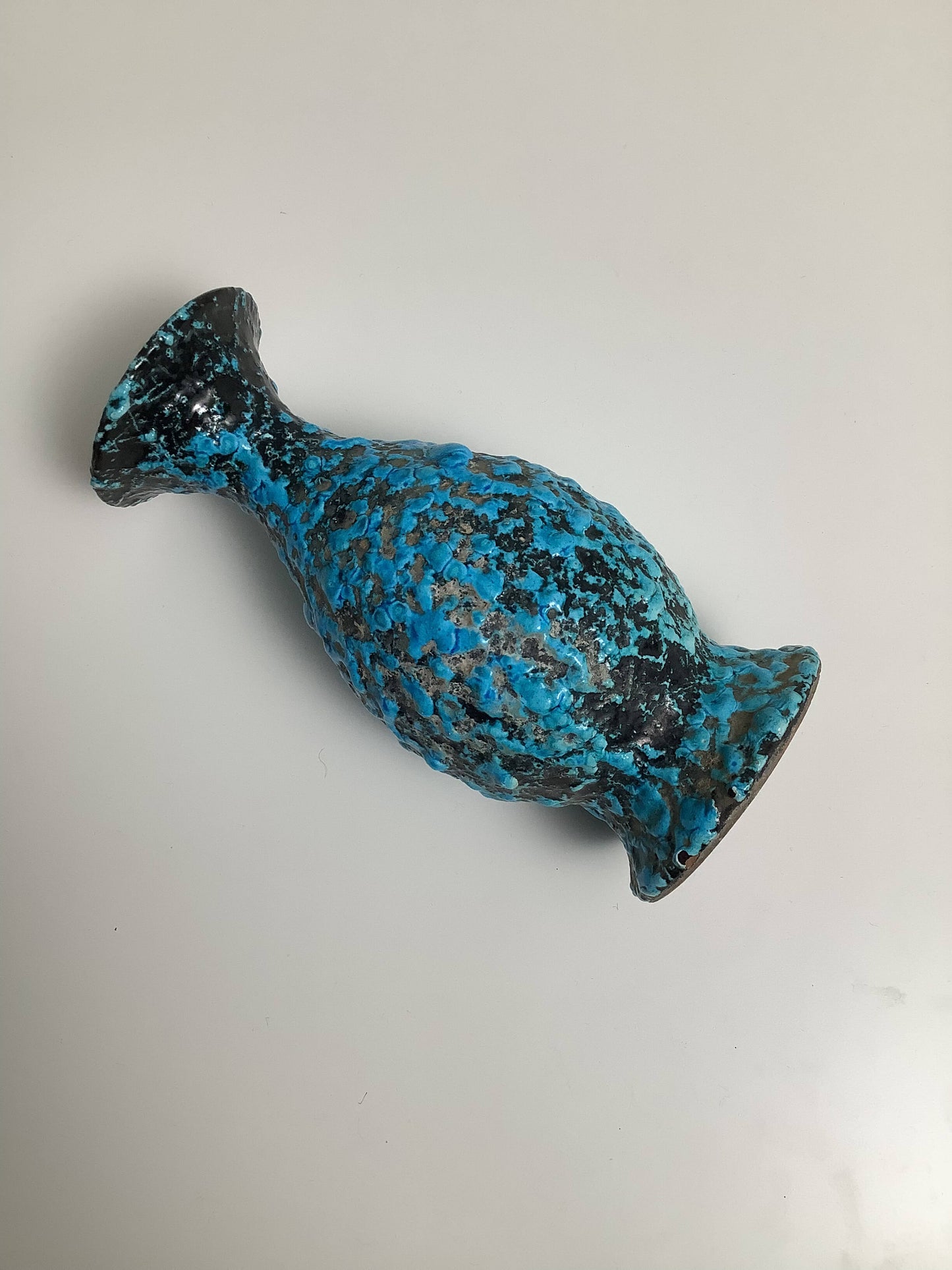 Keraaminen maljakko, Vallauris FAT laava