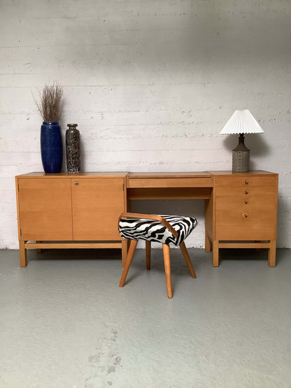 Tammi lipasto/pöytä