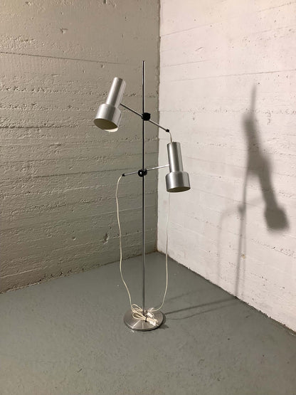 Tanskalainen lattiavalaisin 60/70-luku