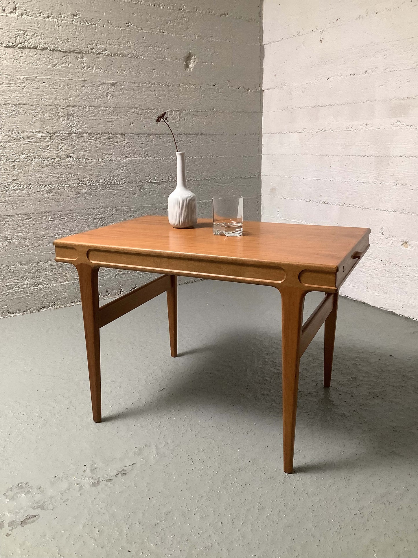 Johannes Andersen teak-sohvapöytä