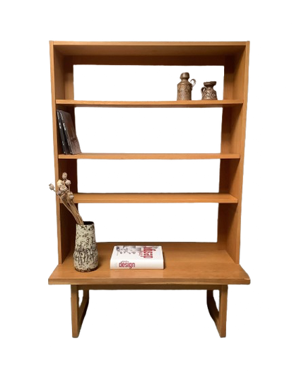 Olof Ottelin kirjahylly "Formula"