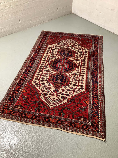 Persialainen käsinsolmittu vintage-villamatto