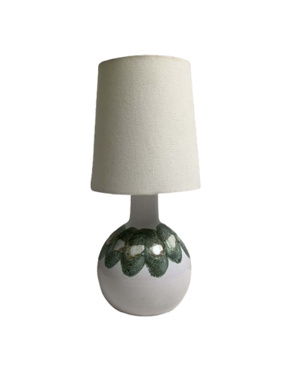 Keraaminen pöytävalaisin