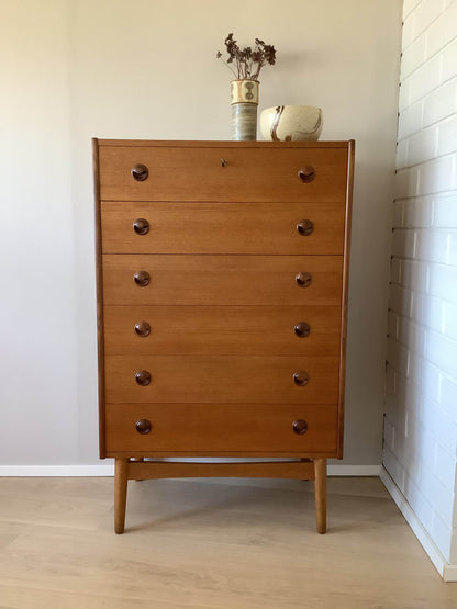 Kai Kristiansen teak-lipasto