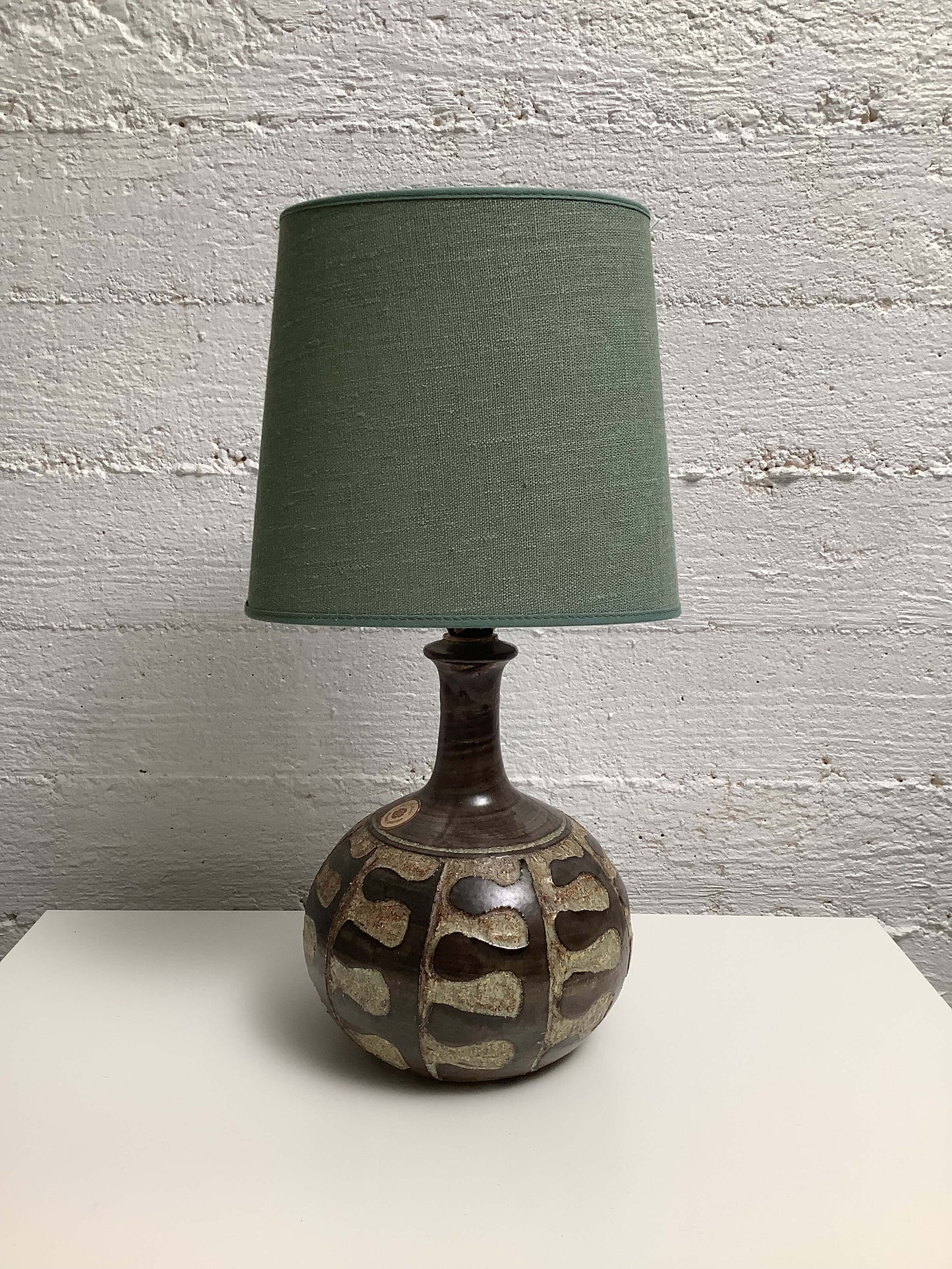 Jette Helleroe keraaminen pöytävalaisin