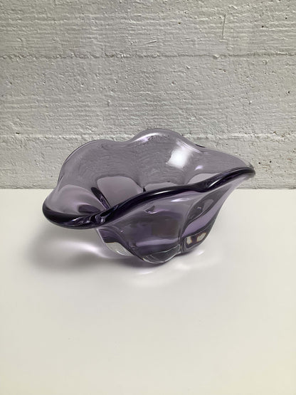 Elis Bergh violetti lasimalja 30/40-luku
