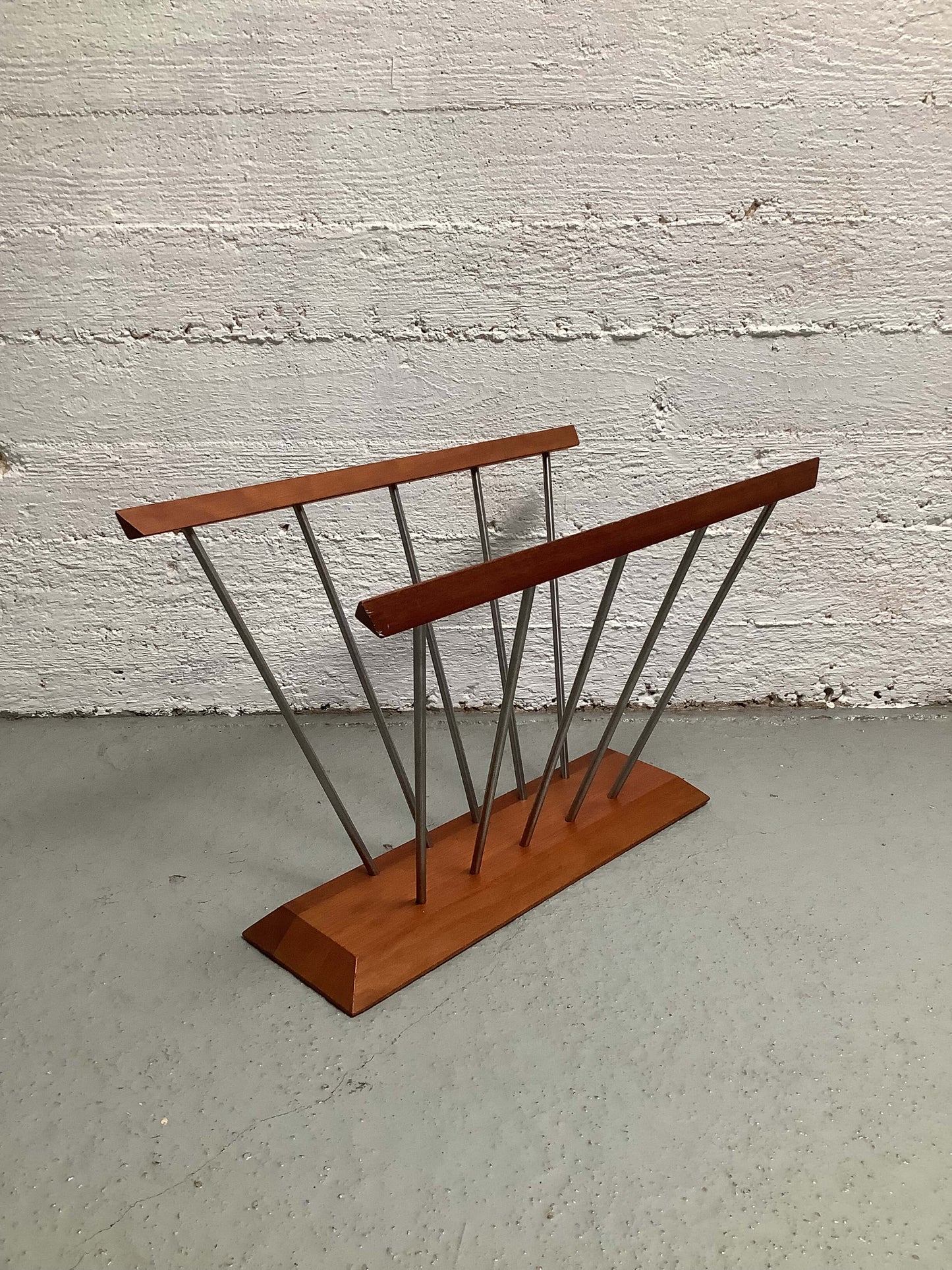 Lehtiteline, Hoigaard Design Tanska