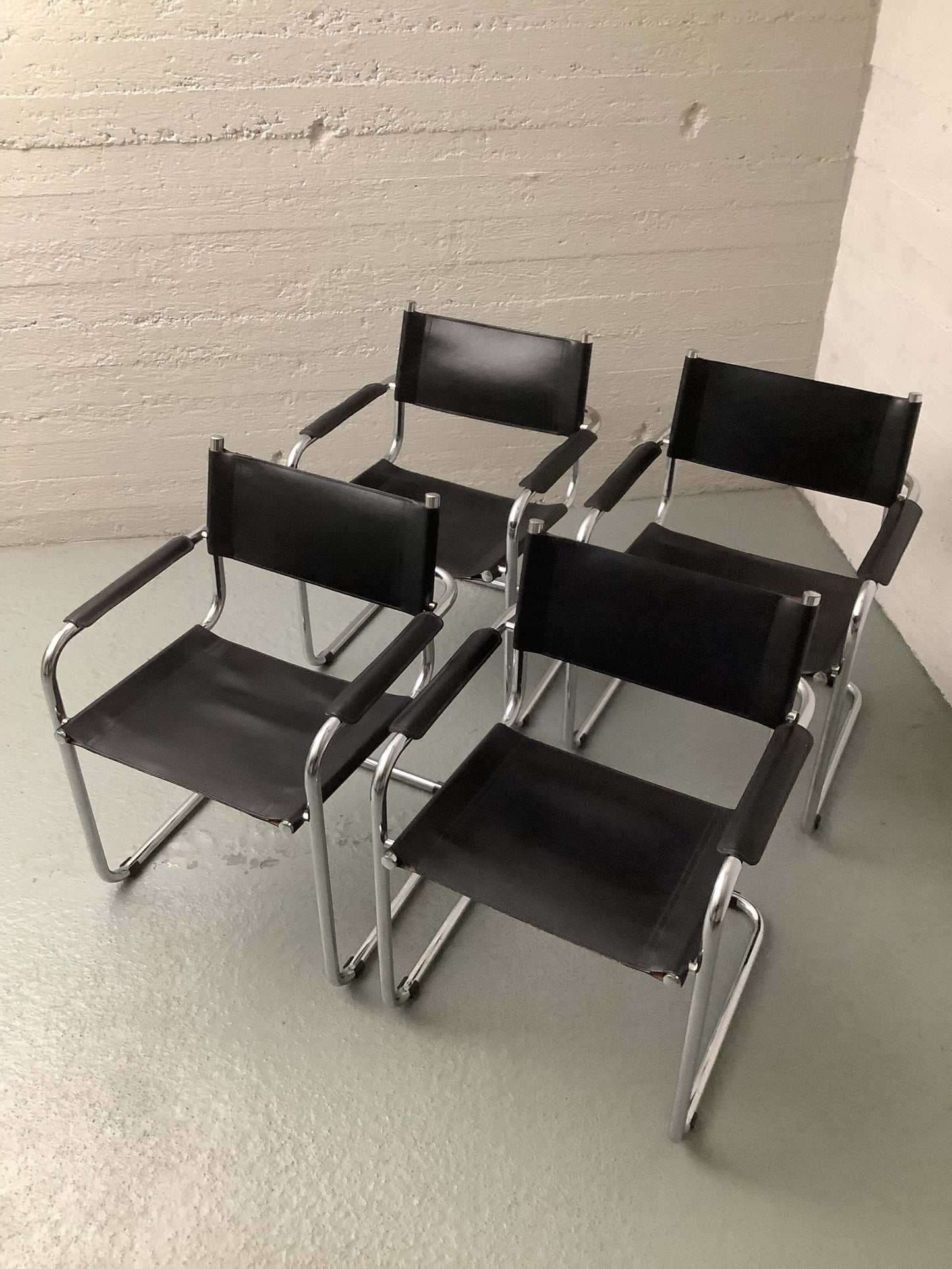 Mart Stam Cantilever tuolit 1986