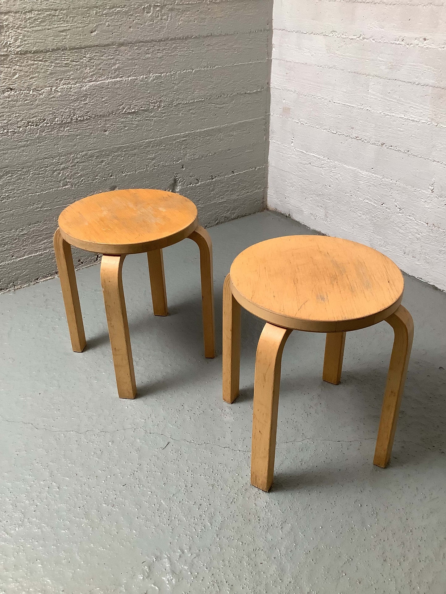 Alvar Aalto E60 jakkara