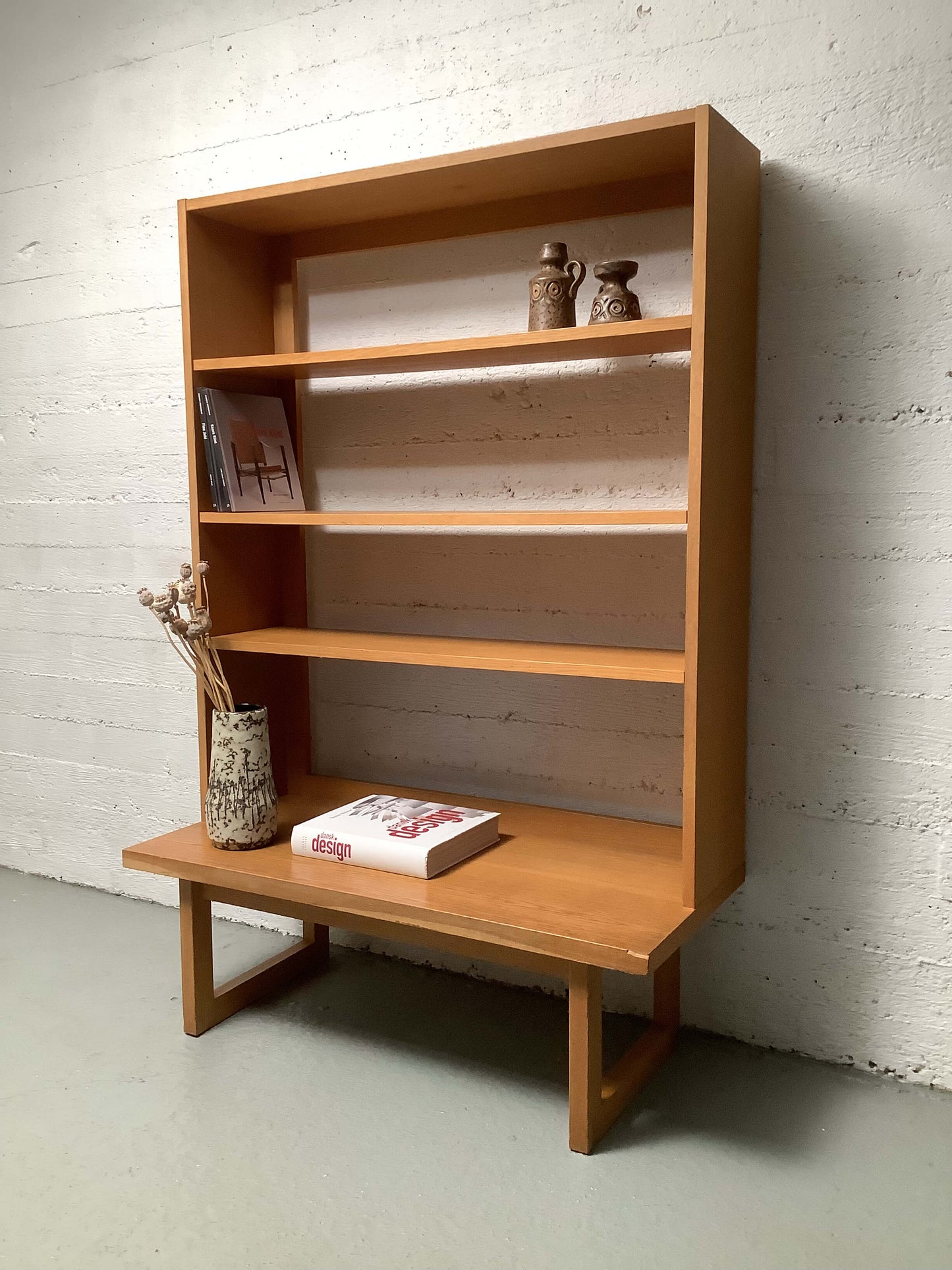 Olof Ottelin kirjahylly "Formula"