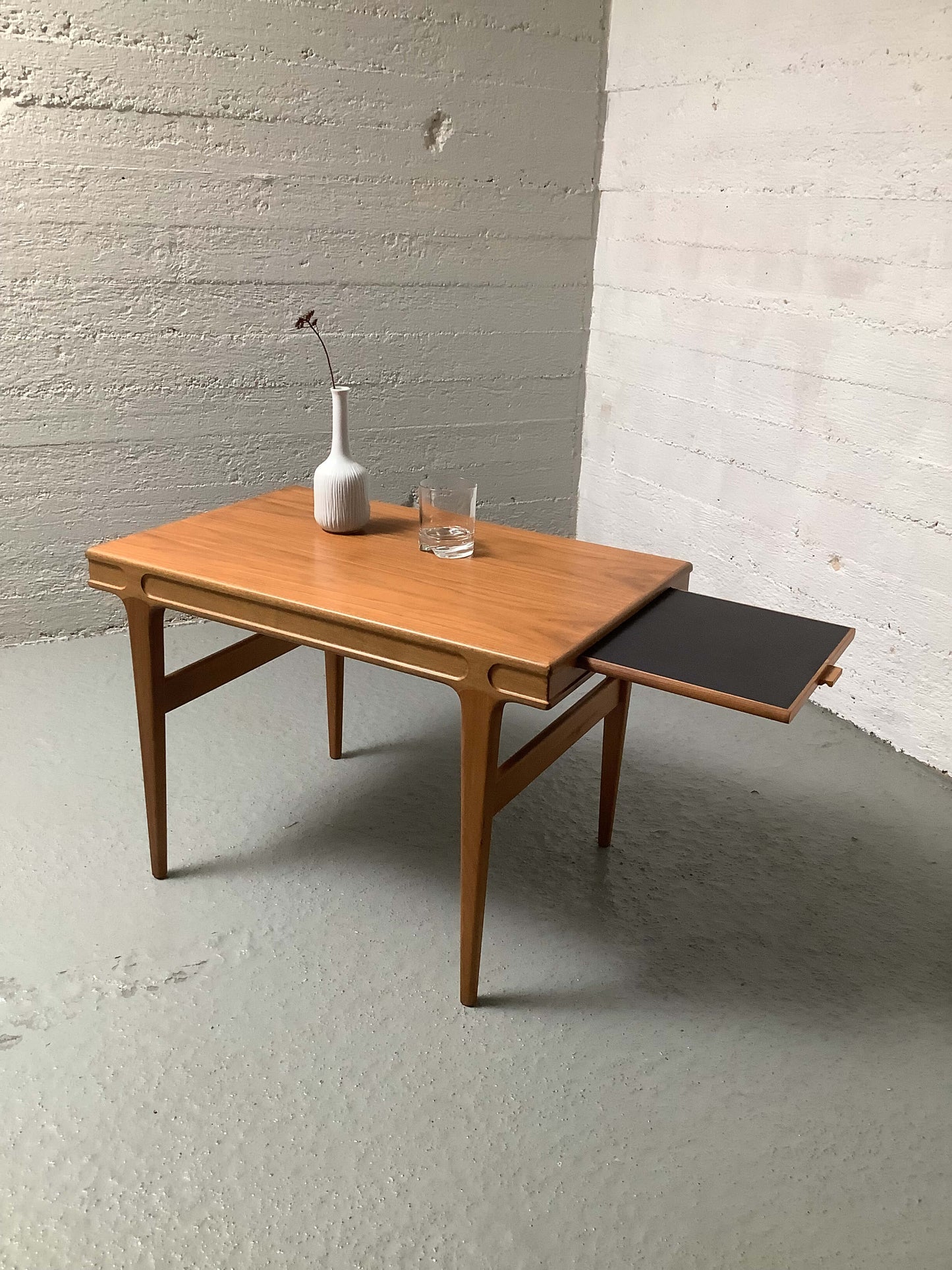 Johannes Andersen teak-sohvapöytä