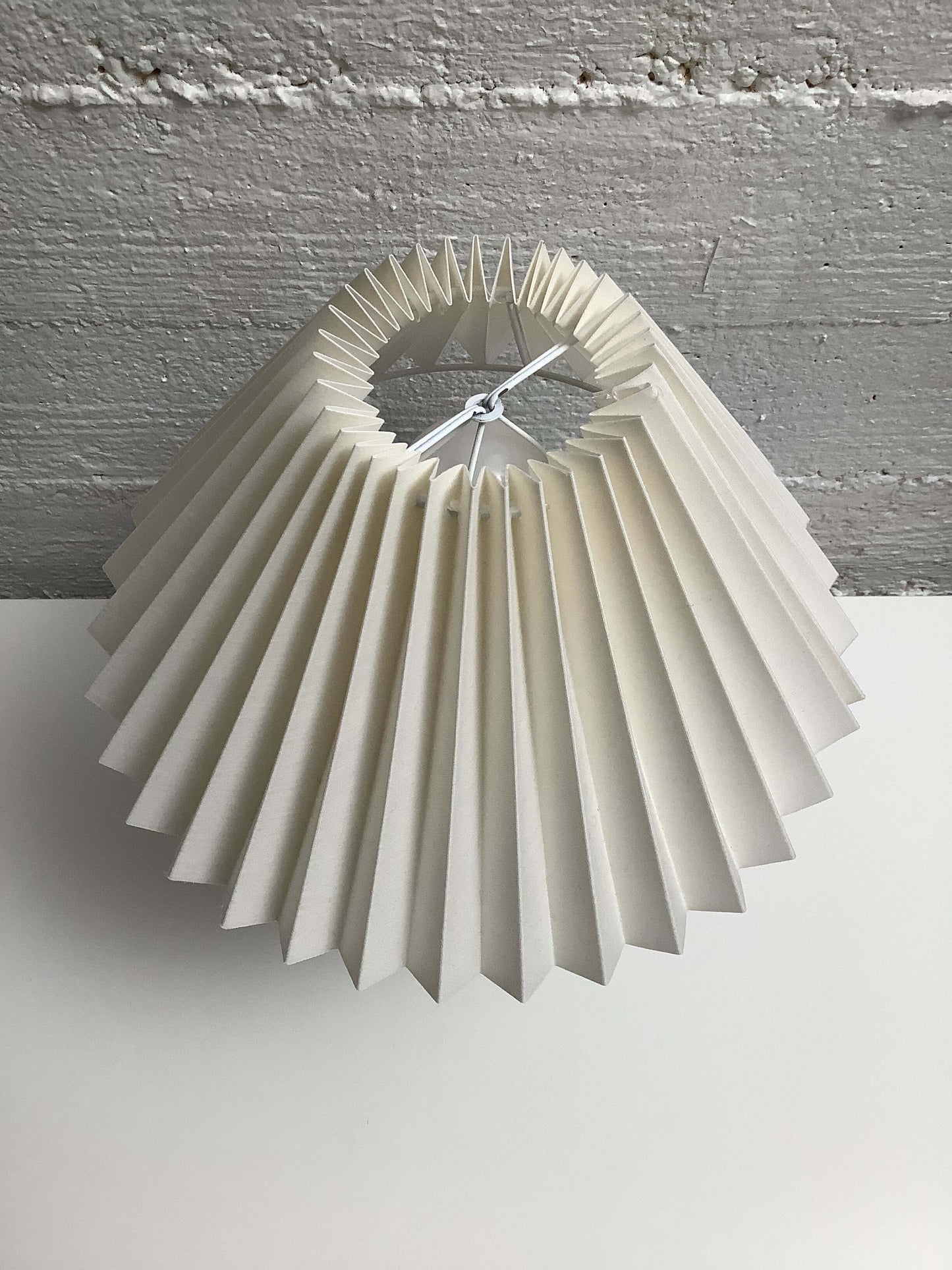 Keraaminen pöytävalaisin  Bornholm