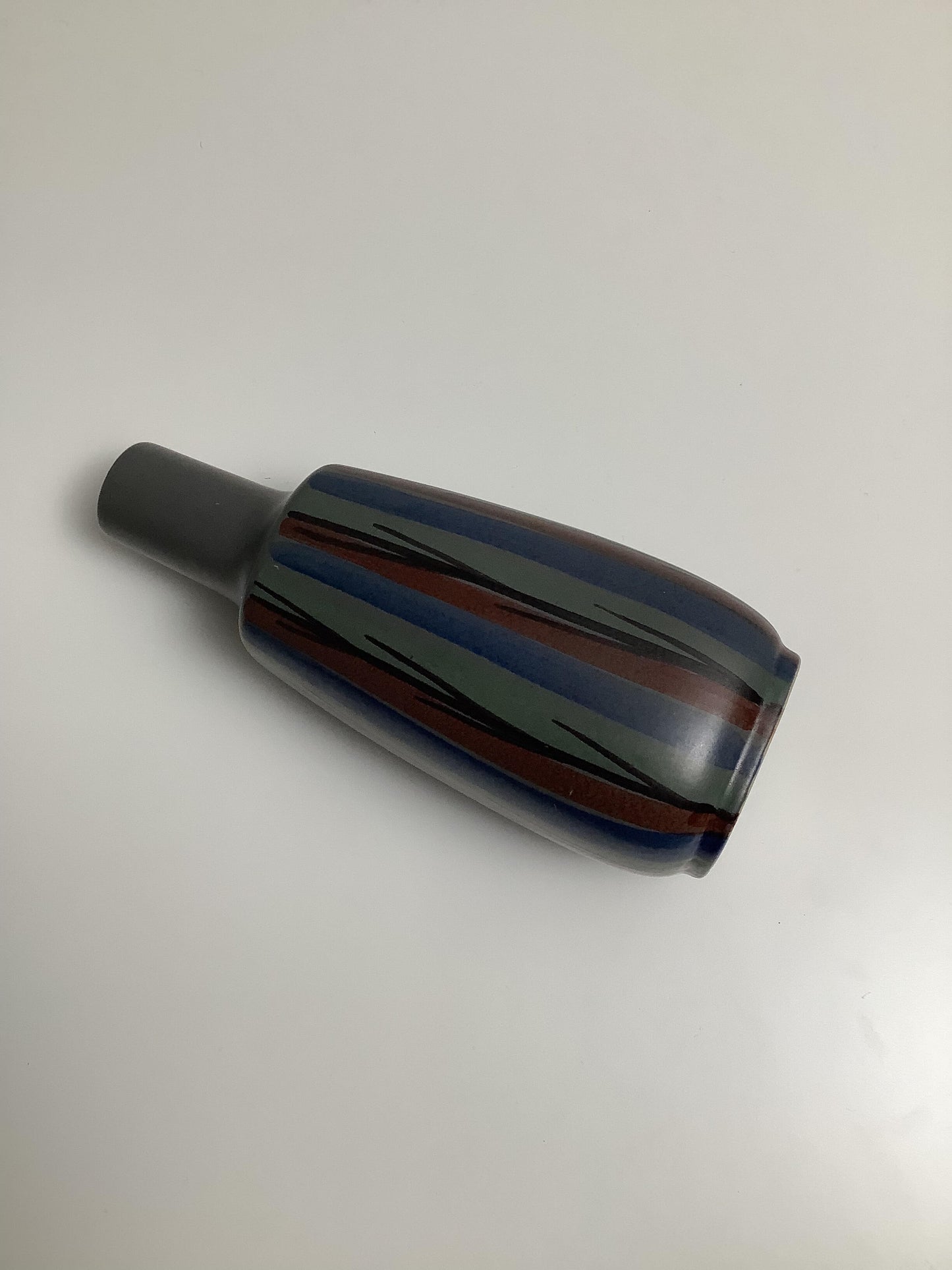 Nips keraaminen maljakko