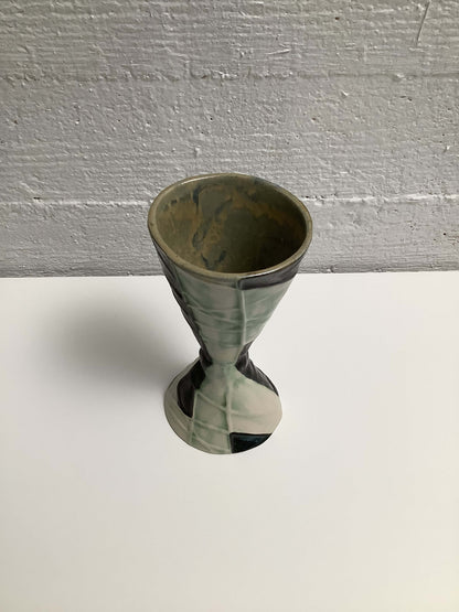 Keraaminen maljakko/kynttelikkö