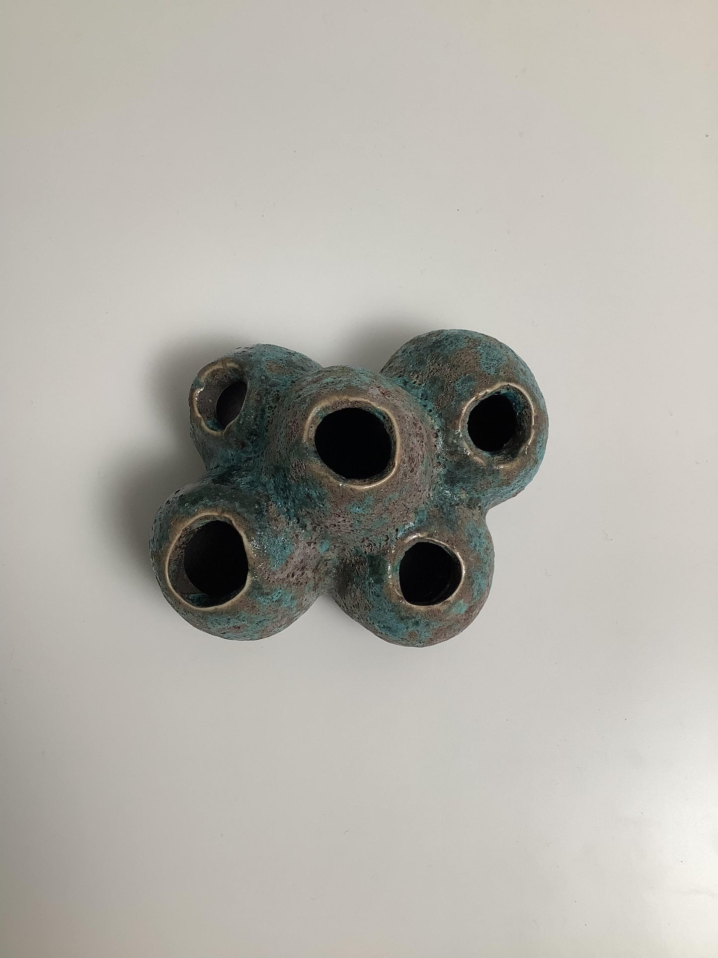 Keraaminen maljakko/koriste