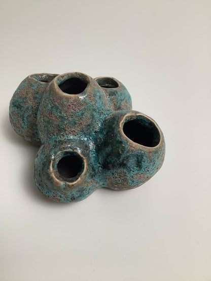 Keraaminen maljakko/koriste