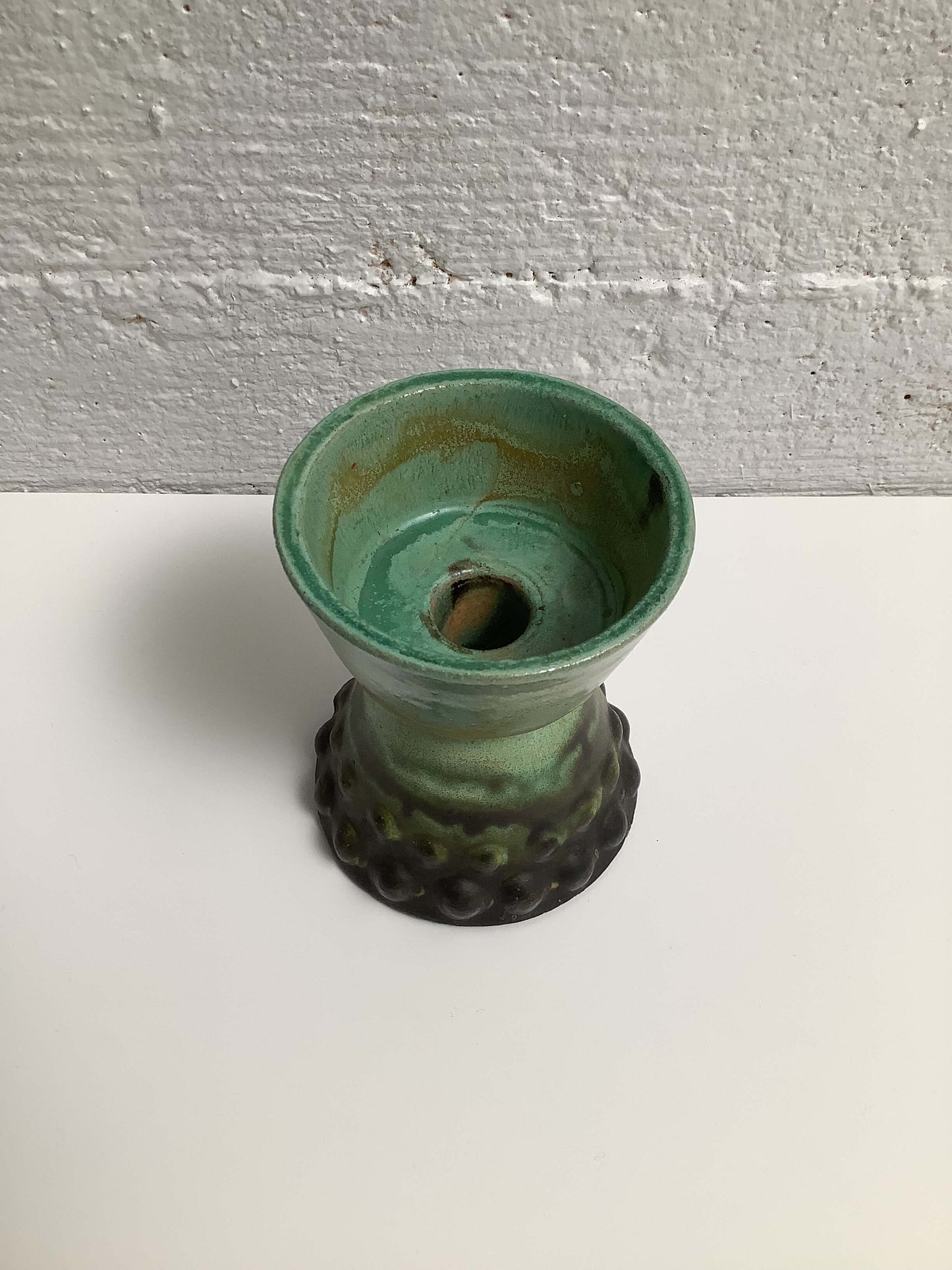 Keraaminen kynttilänjalka