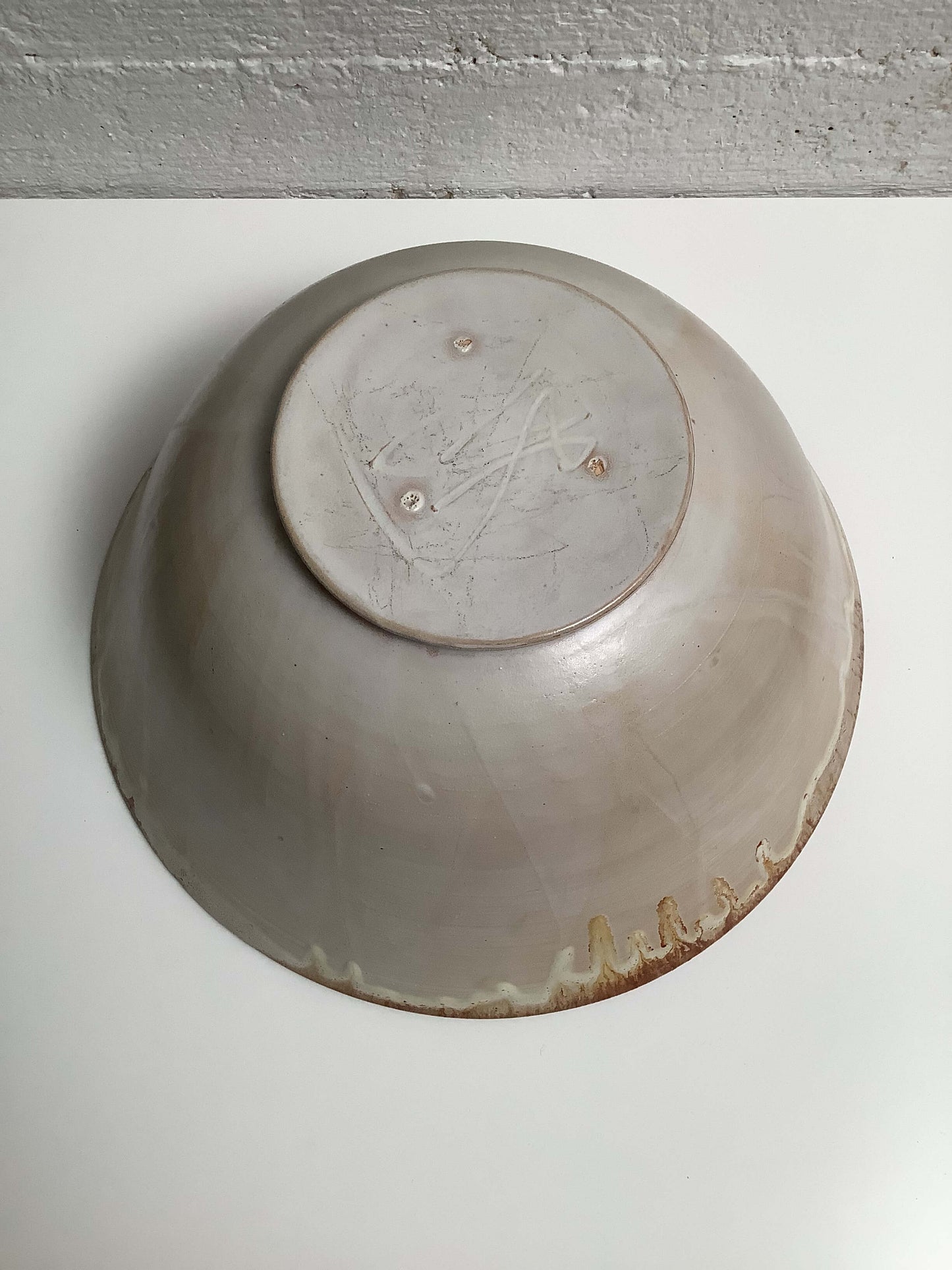 Tanskalainen keraaminen kulho