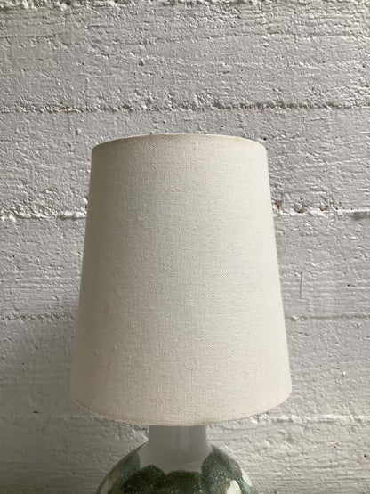 Keraaminen pöytävalaisin