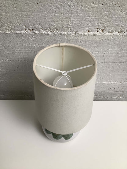 Keraaminen pöytävalaisin