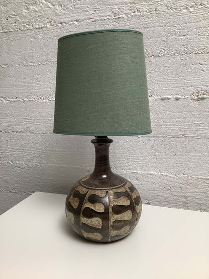 Jette Helleroe keraaminen pöytävalaisin