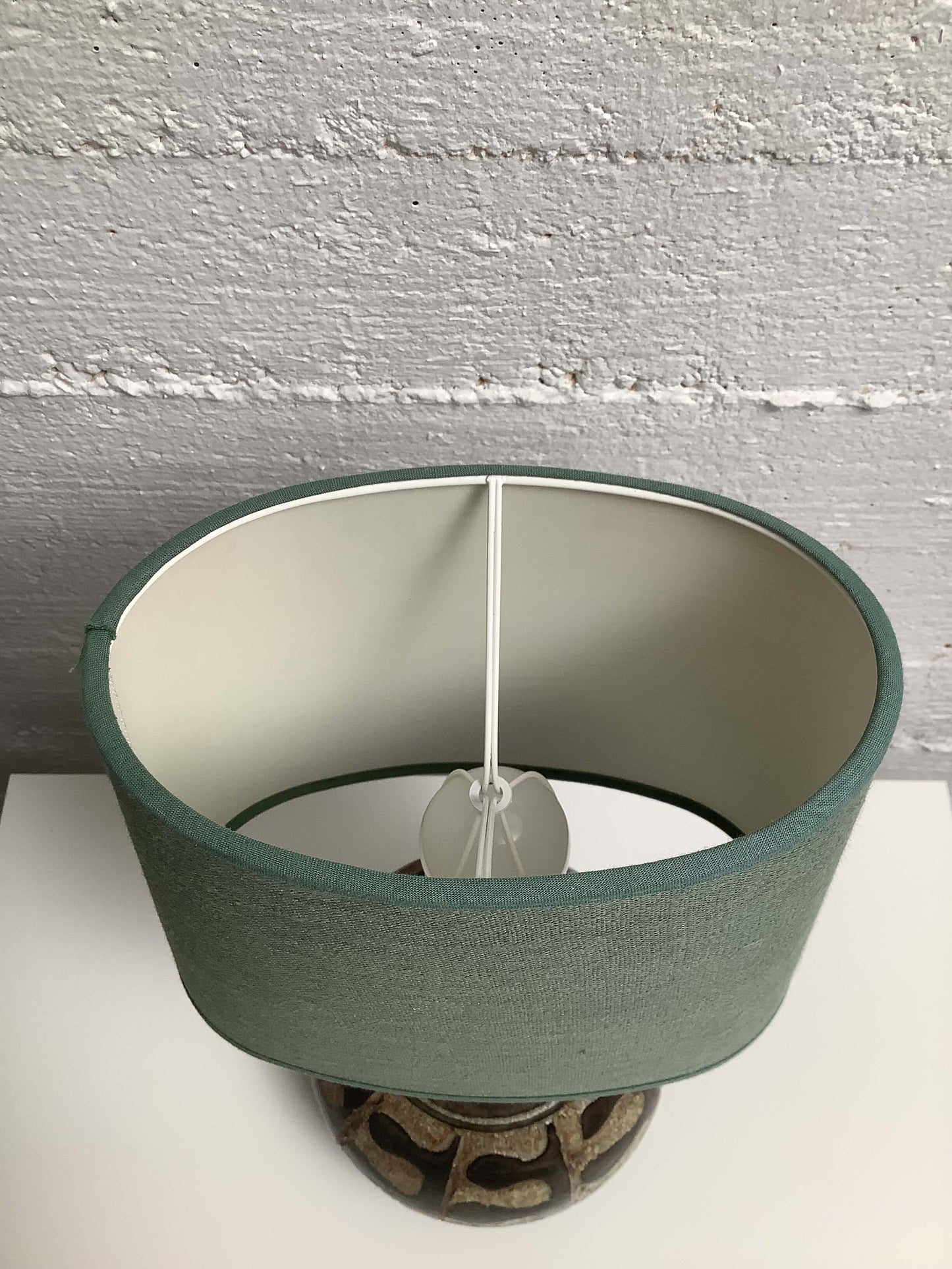 Jette Helleroe keraaminen pöytävalaisin