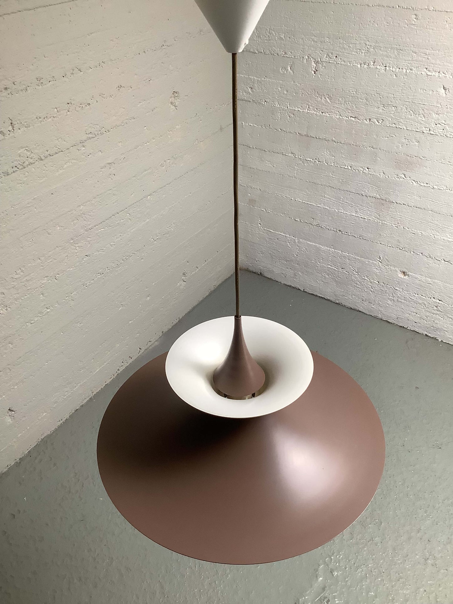 Erik Balslev Fog & Morup "Radius" kattovalaisin