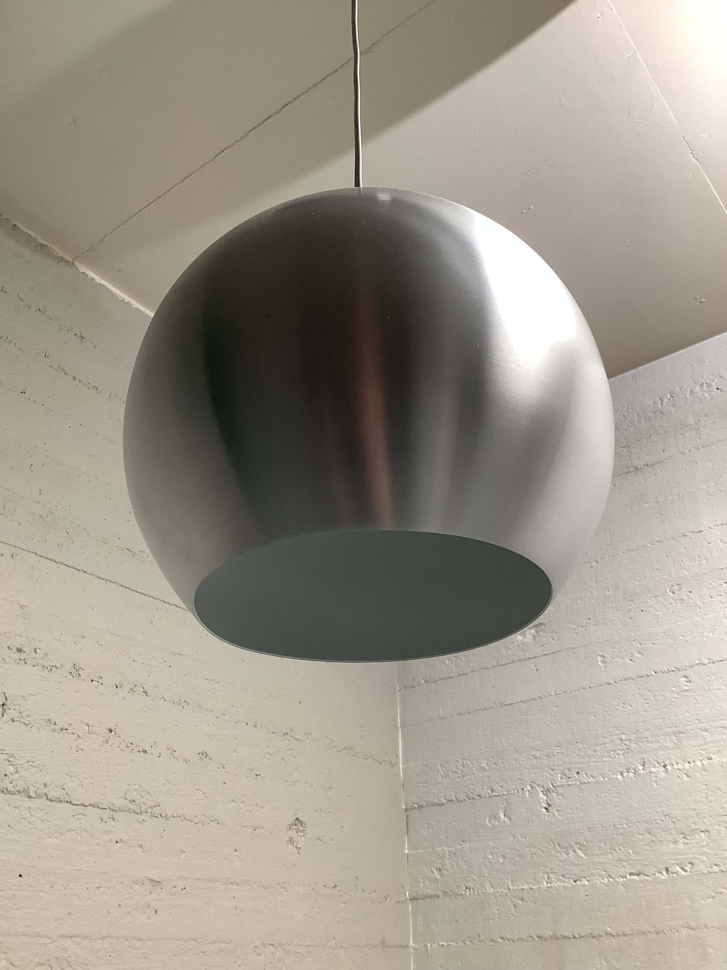 Aneta pallovalaisin, 80-luku