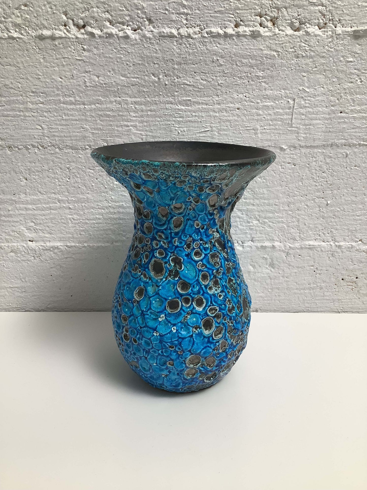 Keraaminen maljakko, Vallauris FAT laava