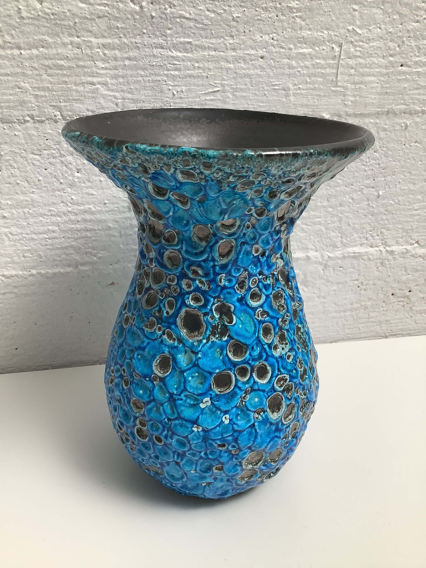 Keraaminen maljakko, Vallauris FAT laava