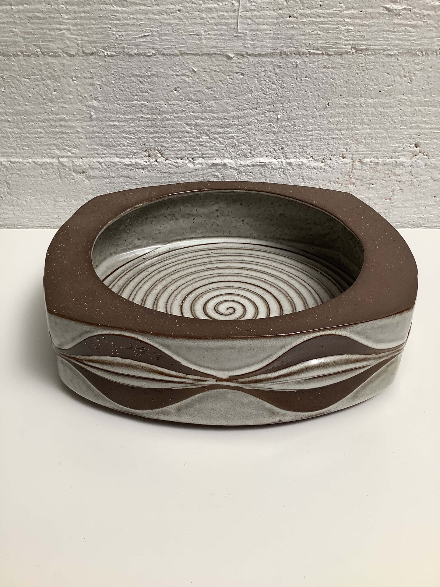 Michael Andersen & Son  keraaminen tarjoilukulho