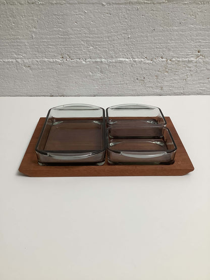 Tiikkinen tarjoiluastia, Kastrup Holmegaard 60-luku