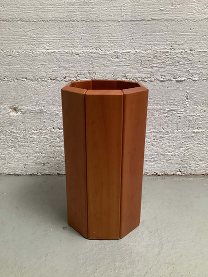 Sateenvarjoteline, Lysgaard Möbler Tanska