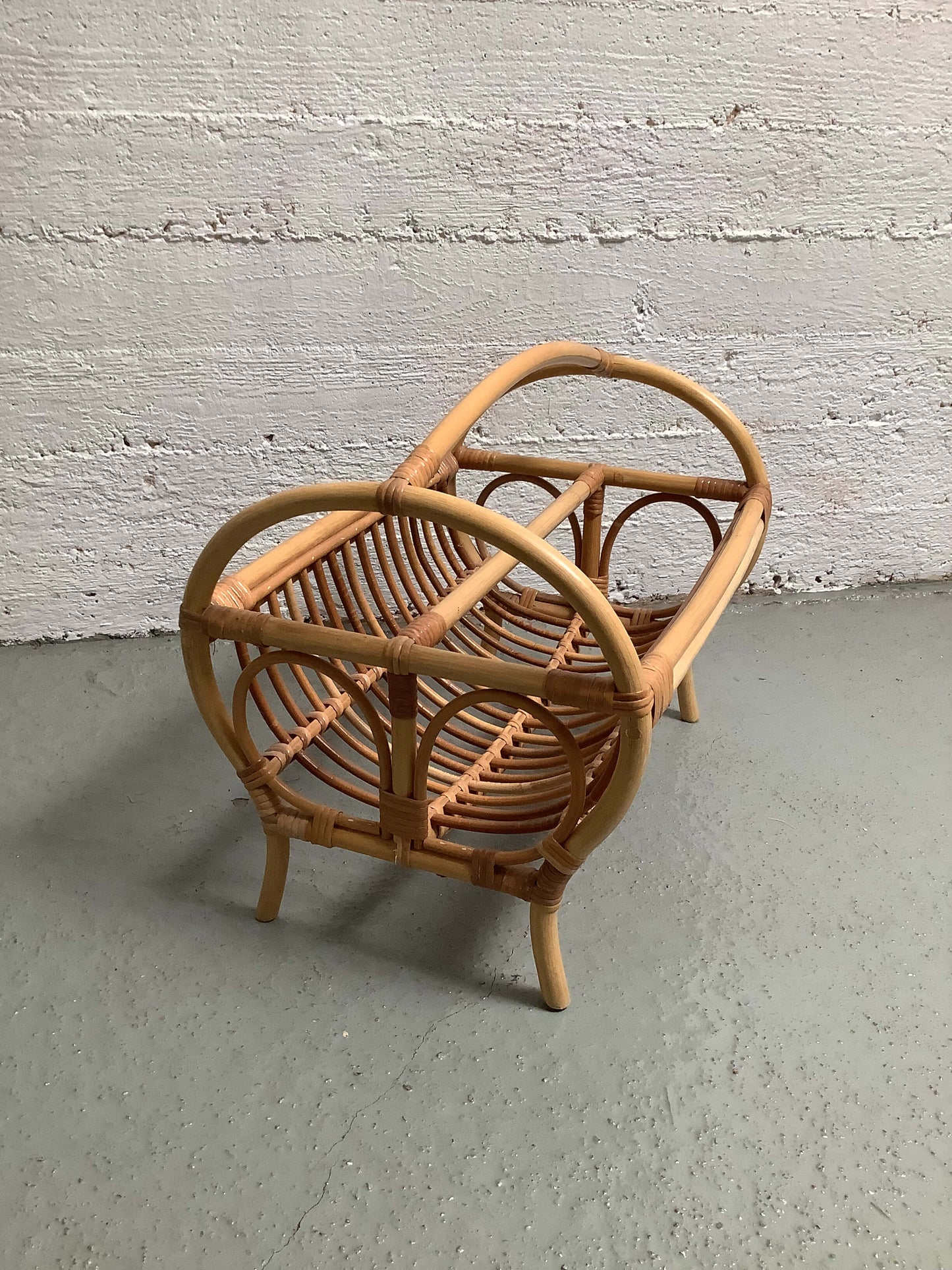 Rottinkinen lehtiteline 70-luku