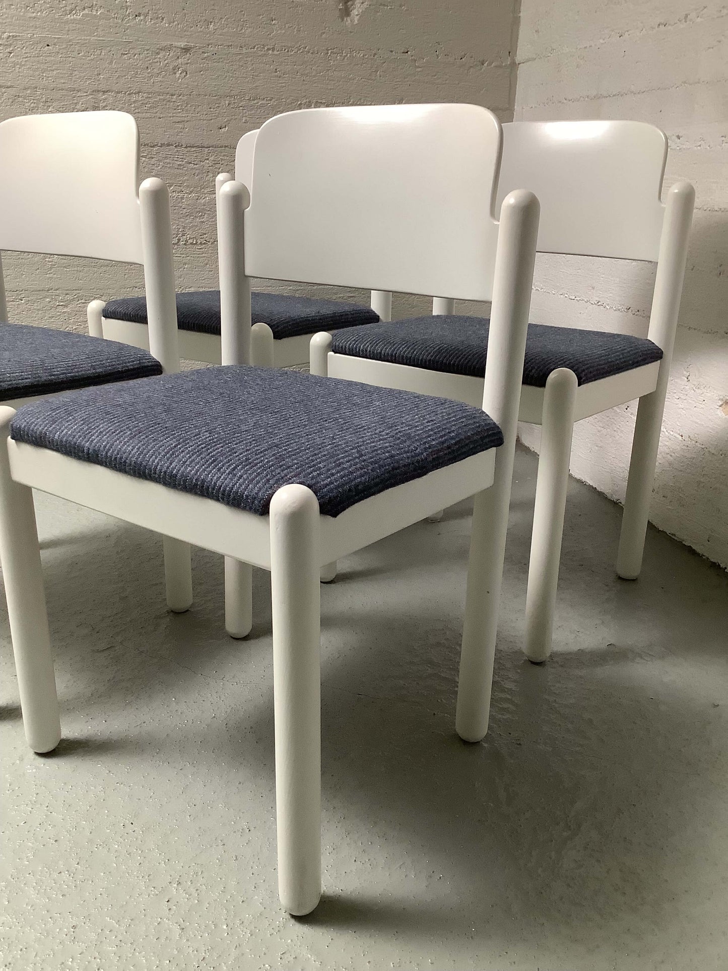 Ruokapöydän tuolit "Julia" 70-luku