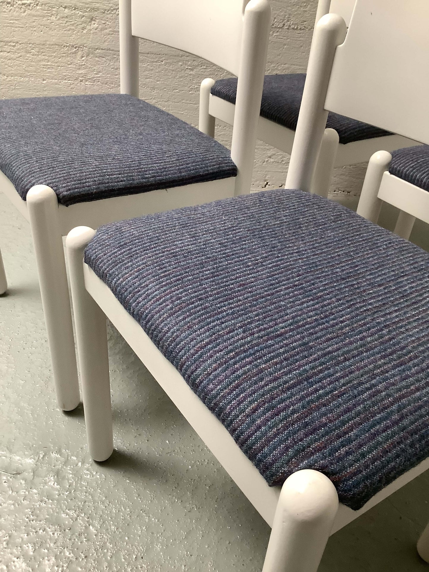 Ruokapöydän tuolit "Julia" 70-luku