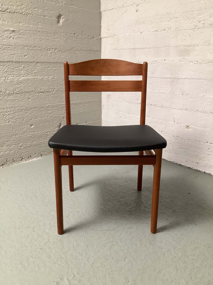 Niels Vodder, Boltinge Stolefabrik 60-luku teak tuolit