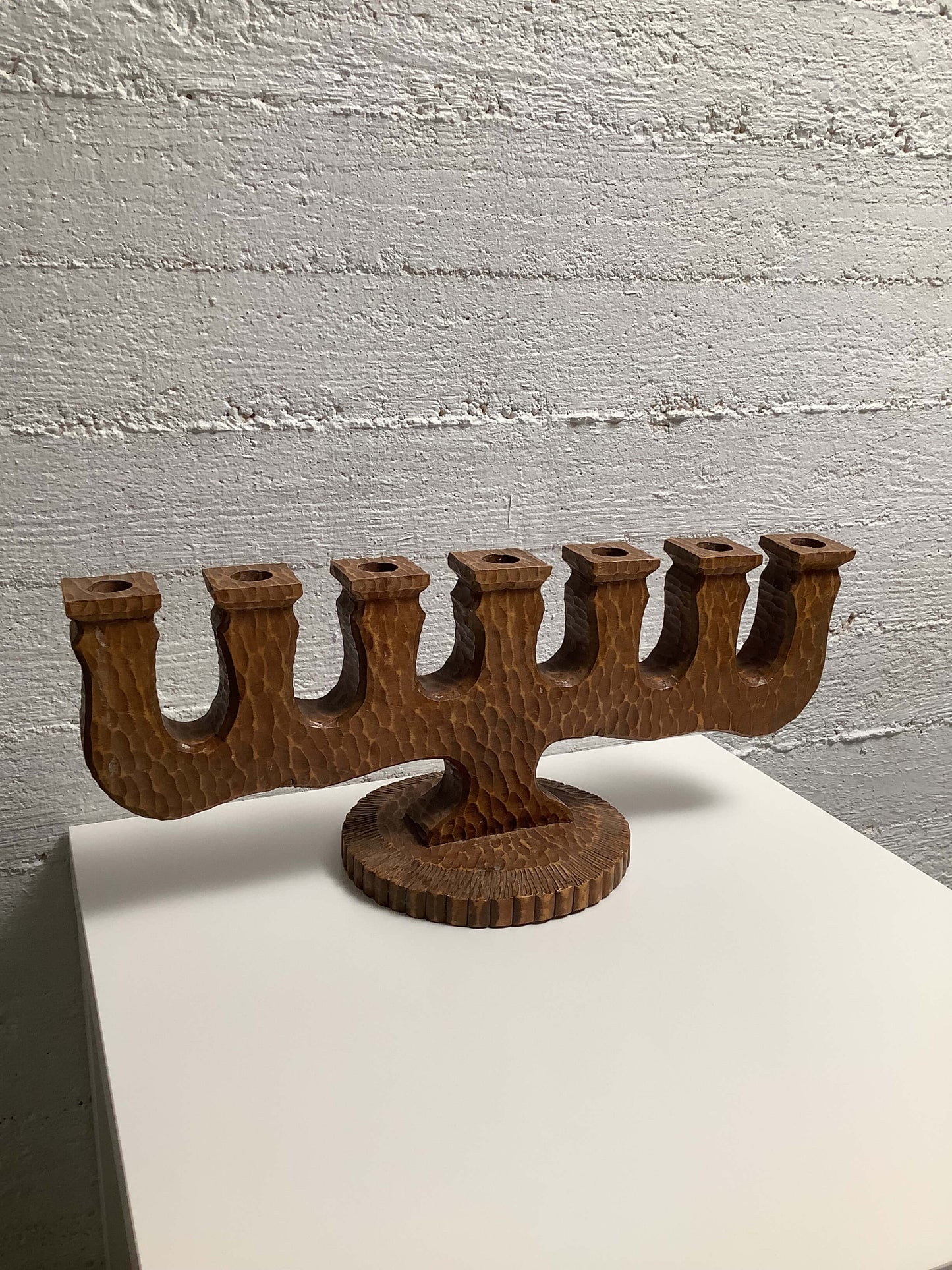 Käsintehty brutaalinen kynttilänjalka 1943, Sweden.