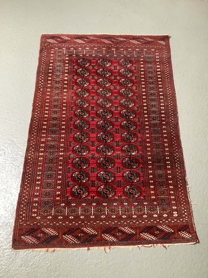 Käsinsolmittu vintage villamatto