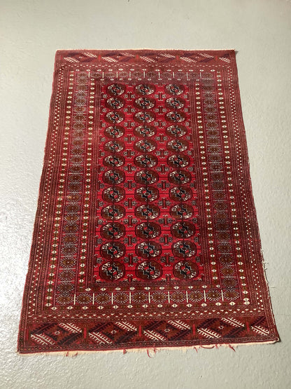 Käsinsolmittu vintage villamatto