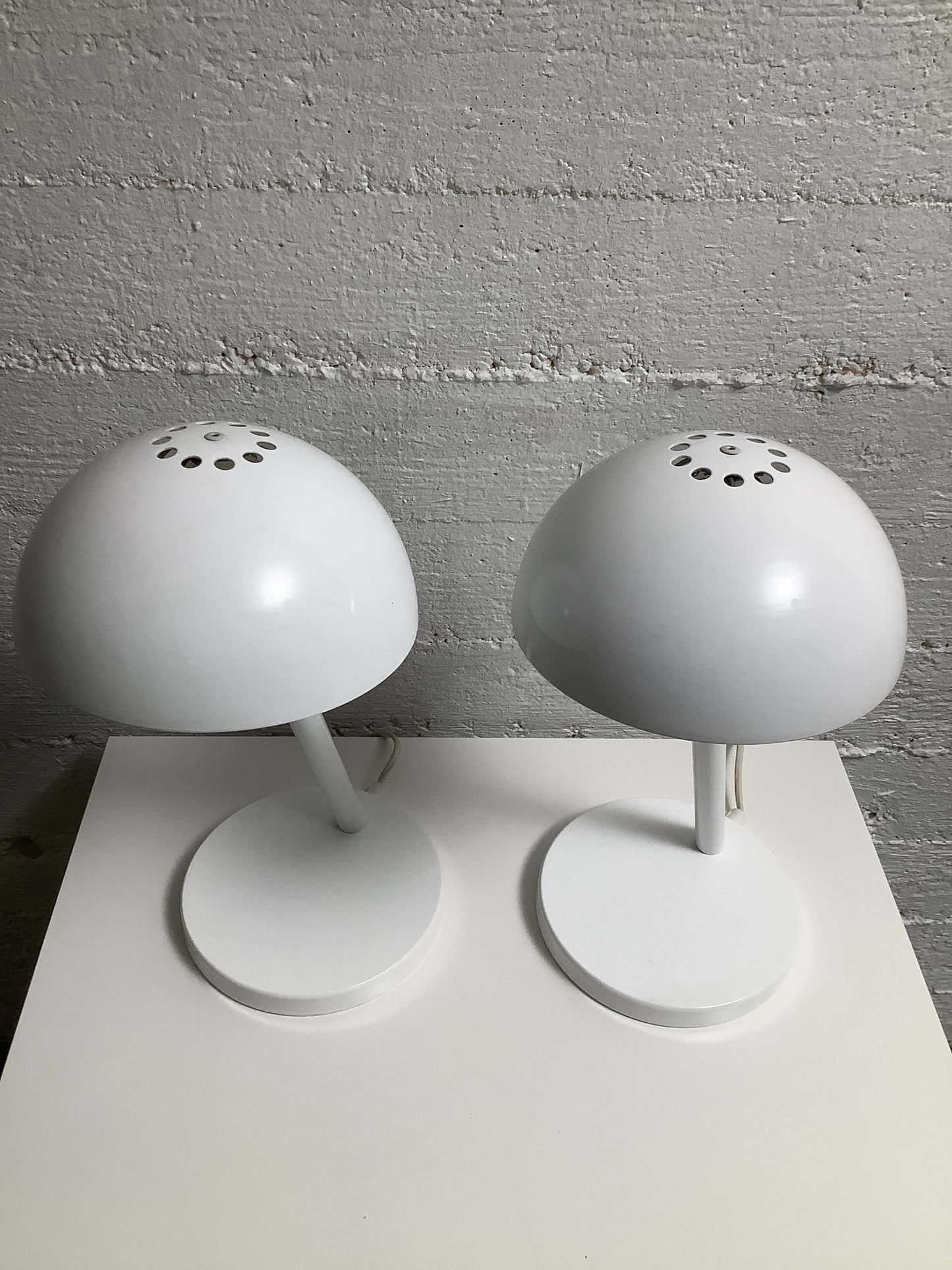 Pöytävalaisinpari, Lampukas Oy 70-luku