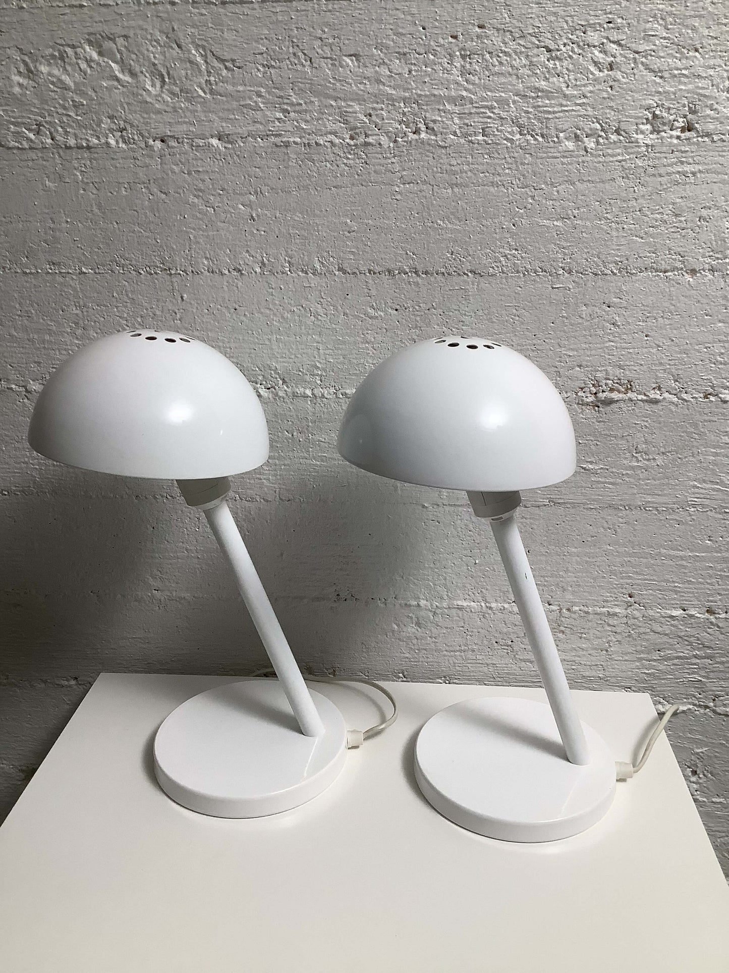 Pöytävalaisinpari, Lampukas Oy 70-luku