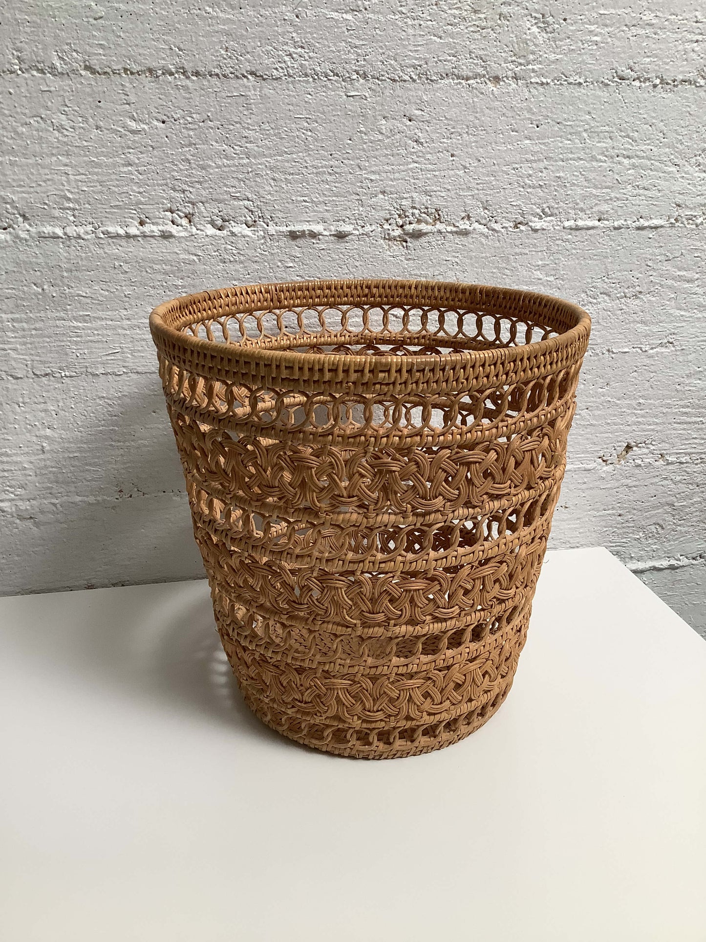 60-luvun vintage paperiroskakori