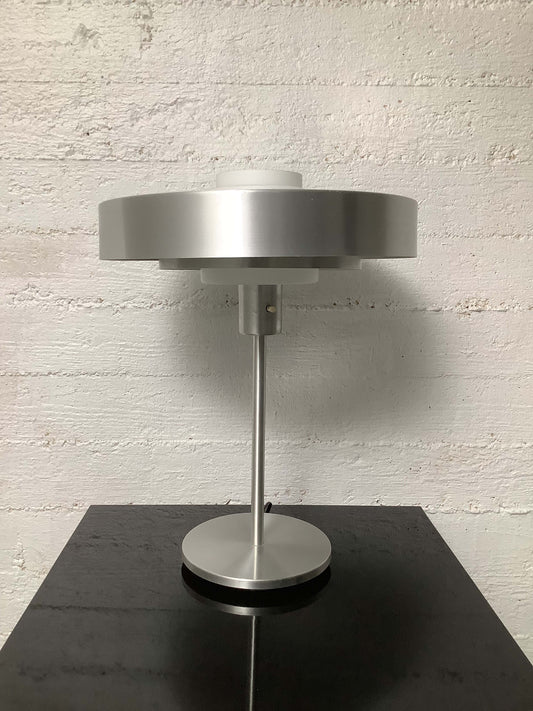 60/70-luvun pöytävalaisin