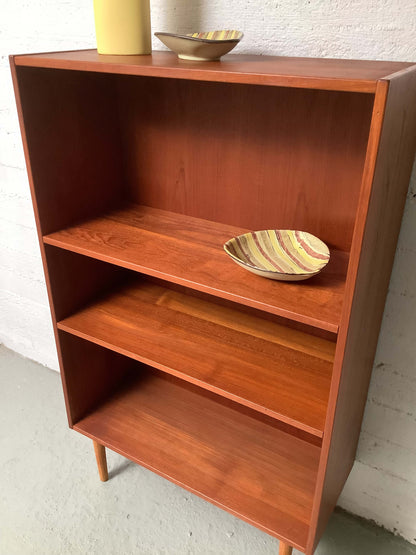 Tanskalainen teak avokirjahylly 60-luku