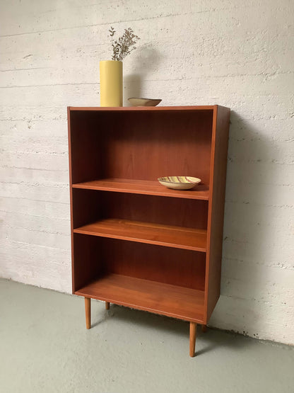 Tanskalainen teak avokirjahylly 60-luku