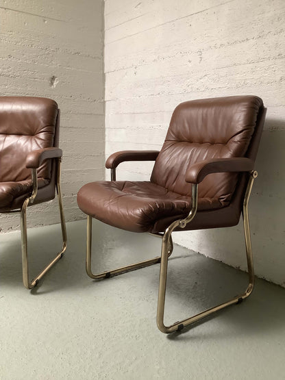 60-luvun nahkaiset nojatuolit