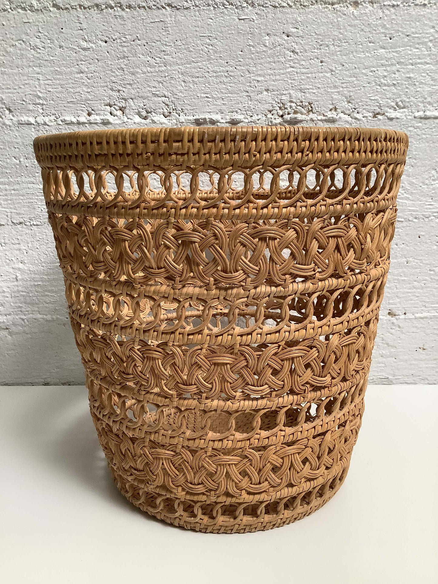 60-luvun vintage paperiroskakori