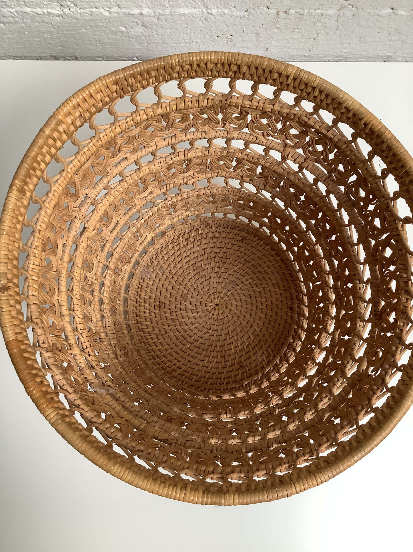 60-luvun vintage paperiroskakori